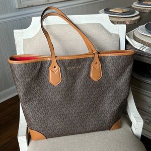 COPY - Michael Kors Tote❤️